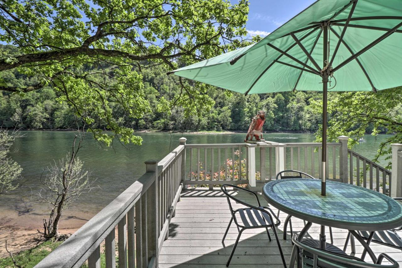 Lakeview Escape With Direct White River Access! Exteriör bild